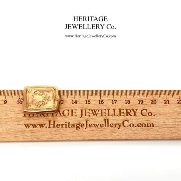 Antique Victorian Rose Gold Shield Locket gold Antique Jewellery 7
