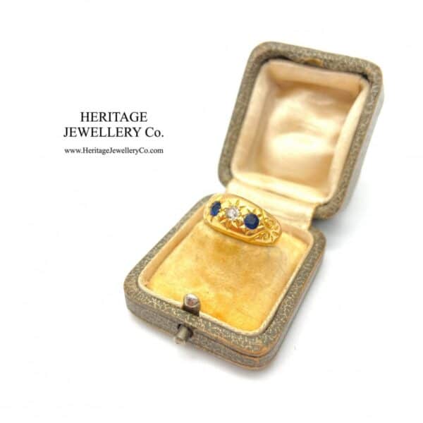 Antique Sapphire and Diamond Gypsy Ring (c. 1913) - Image 8