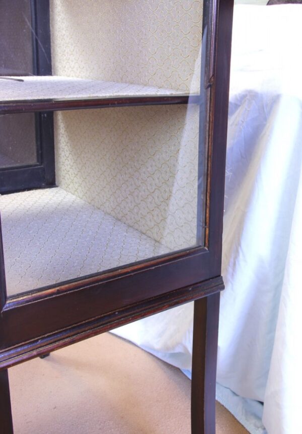 Antique Mahogany Inlaid Bow Front Display Cabinet - Image 10
