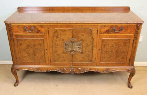 Burr Walnut Queen Anne Style Sideboard Server. - Image 16