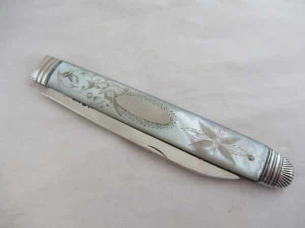 Silver & Mother of Pearl – SUPERB FRUIT KNIFE – Hallmarked:- Sheffield 1815 Mother Pearl Fruit Knife Antique Silver 3