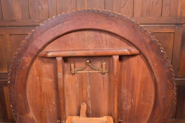 Exhibition Quality Oak Snap Top Table SAI2347 - Image 15