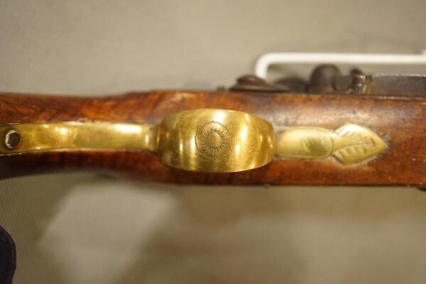 A Brass Barrelled Flintlock Pistol Antique Guns 4