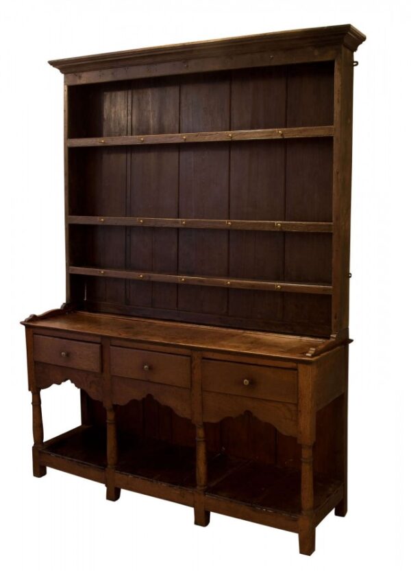 A George III oak pot board dresser