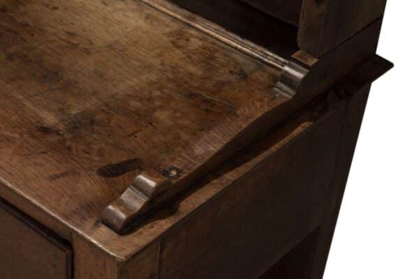 A George III oak pot board dresser - Image 5