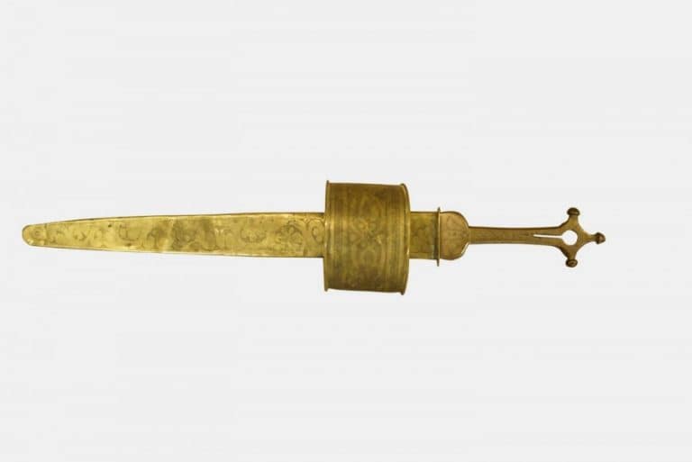 A North African Arm Dagger Military & War Antiques A North African Arm Dagger