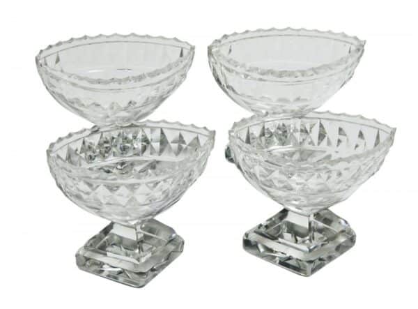 A Set of Pretty Cut Glass Salts Antique Glassware 3