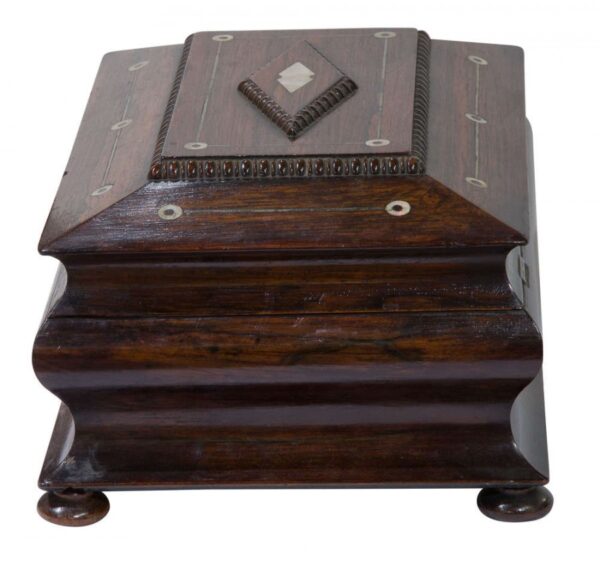 A Victorian rosewood jewellery /sewing box Antique Boxes 4