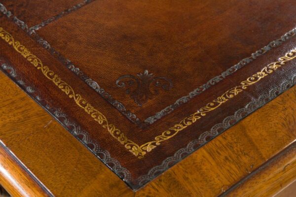Early Victorian mahogany writing table - Image 3