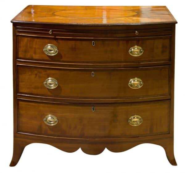George III three drawer bow fronted chest - Image 2