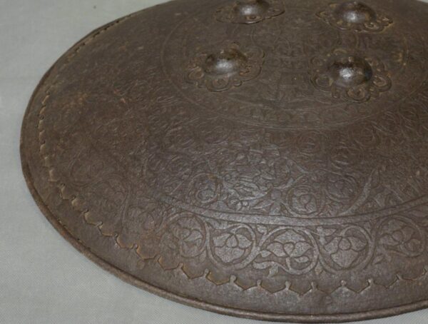 Late 18th Century Indo-Persian Dahl Shield - Image 3