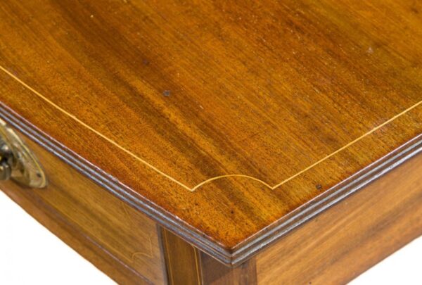 Late 19th Century bow-fronted table - Image 3