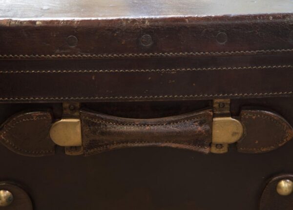 Leather suitcase on later stand - Image 8