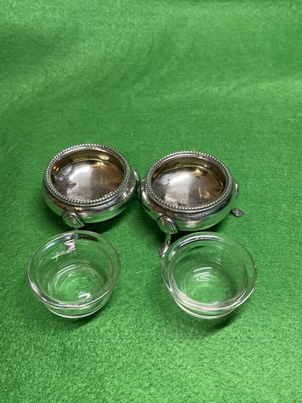 Pair Of Silver Salt Cellars Of Cauldron Design With Clear Glass Liners 1872 Antique Silver 3