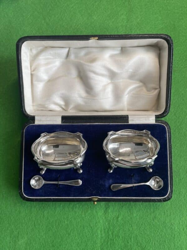 Pair of Silver Salts, 1920 from E.S Barnsley, Birmingham Antique Silver 3