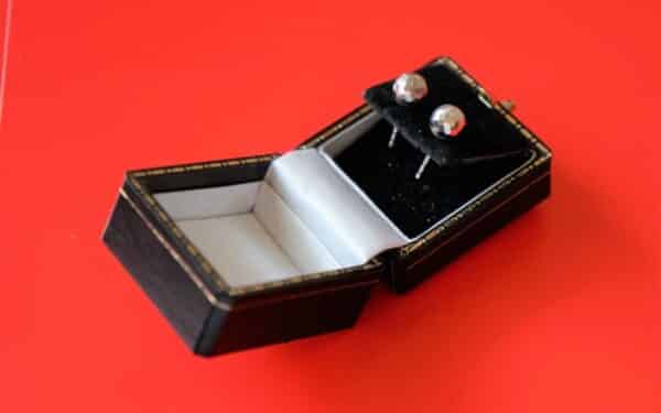9ct White Gold Ball Stud Earrings- Boxed – Ideal Gift / Present Boxed Earrings Antique Earrings 3