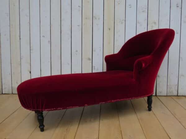 Antique French Day Bed Chaise Longue bed Antique Furniture 7