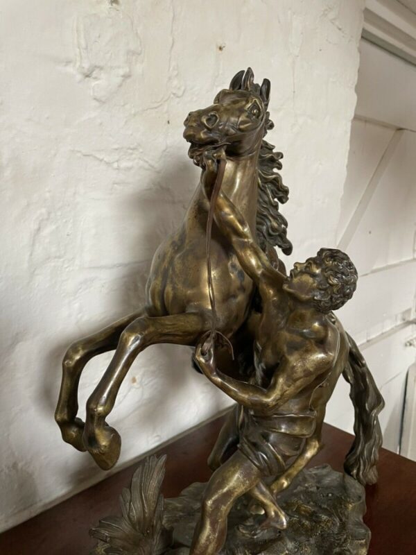 A FINE PAIR OF GILT-BRONZE MODELS OF THE MARLEY HORSES. - Image 12