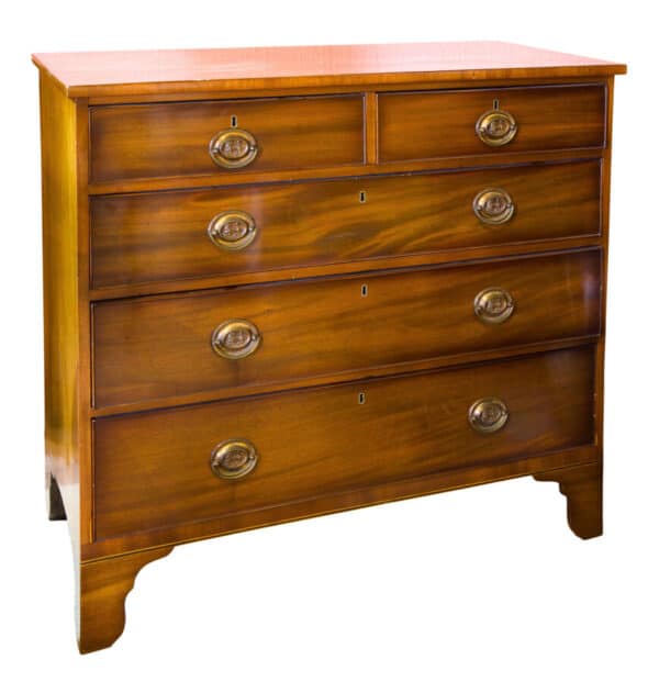An early 19thC mahogany chest of drawers