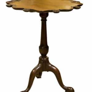 A Victorian mahogany ” pie crust ” tilt top tripod table side table Antique Furniture