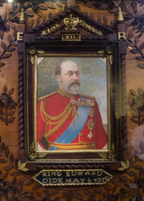 Box Framed Tabernacle Commemorative Tableau of King Edward VII - Image 5
