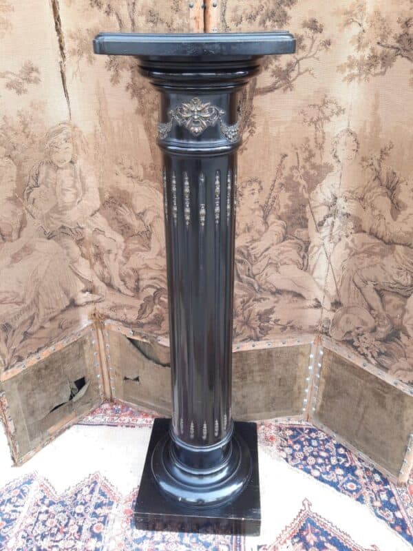Victorian Ebonised Wood Corinthian Pedestal Pillar Stand Circa 1890 column Antique Furniture 4