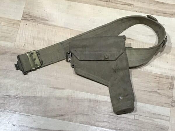 Belt & holster British Army 1952 Military & War Antiques 3