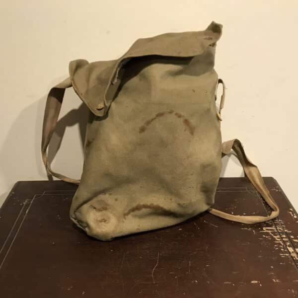 Gas mask with shoulder bag circa 1940 - Image 2