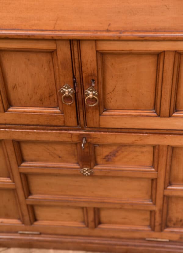 Table Cabinet SAI2506 Antique Cabinets 4