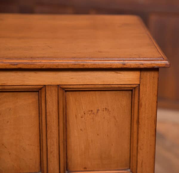 Table Cabinet SAI2506 Antique Cabinets 5