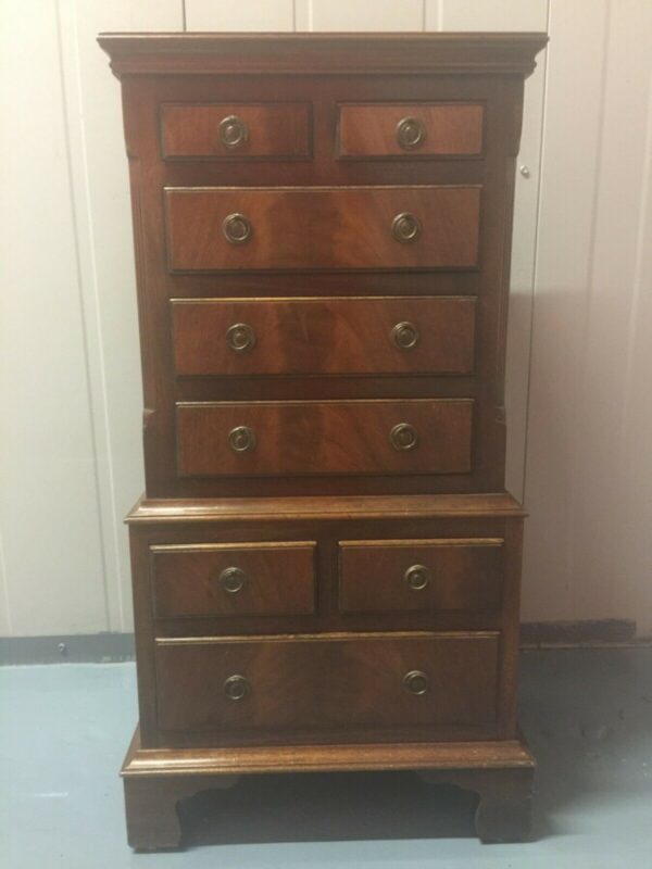 Antique Chest of Drawers Antique Chest Of Drawers 4