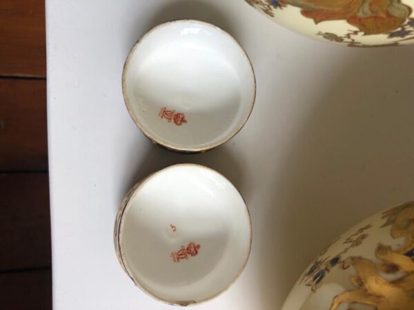 A Pair of 19th Century Royal Crown Derby Lidded Spherical Vases - Image 11