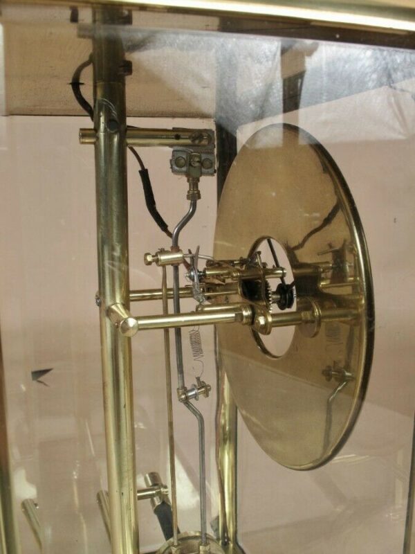 Bulle Electric Four sided glass and brass clock circa 1910 - Image 5