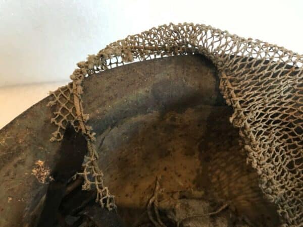1WW BRITISH BRODIE HELMET - Image 7