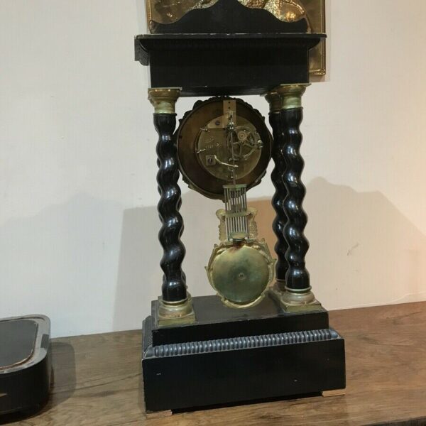 French Portico clock under glass dome - Image 12