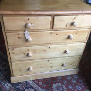 Pine Chest Of Drawers Antique Draws