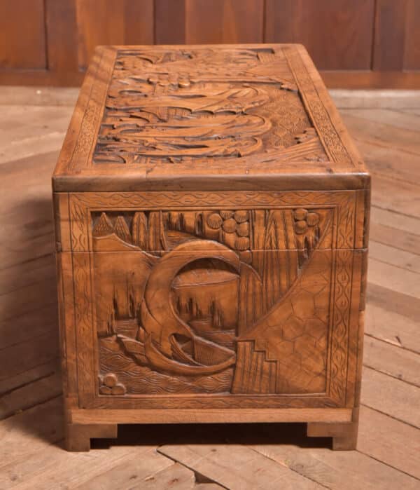 Chinese Camphor Wood Blanket / Storage Box SAI2524 - Image 12