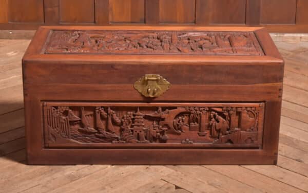 Chinese Camphor Wood Blanket / Storage Box SAI2525 - Image 2