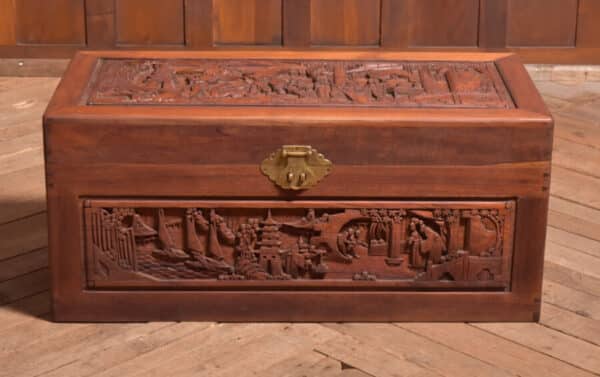 Chinese Camphor Wood Blanket / Storage Box SAI2525 Antique Chests 4