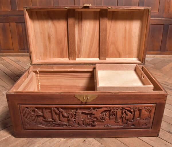 Chinese Camphor Wood Blanket / Storage Box SAI2525 - Image 12