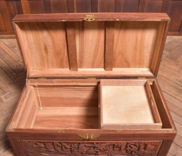 Chinese Camphor Wood Blanket / Storage Box SAI2525 - Image 10