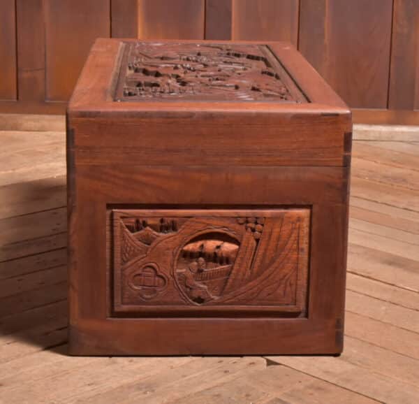 Chinese Camphor Wood Blanket / Storage Box SAI2525 - Image 7