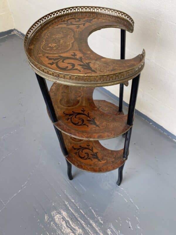 Rare Etagere whatnot display table - Image 2