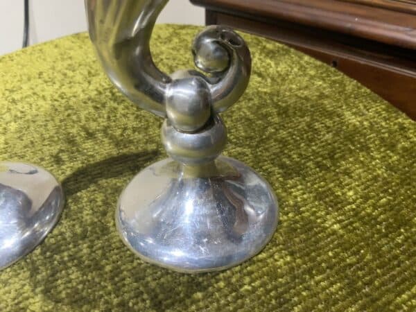 Solid silver Chester Hallmark for 1908 pair of matching Vases - Image 2
