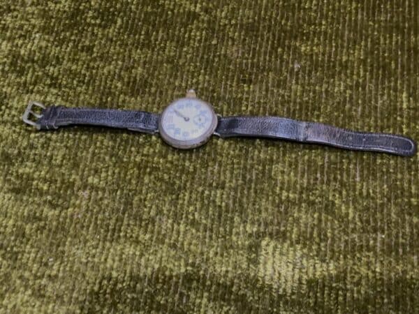 1WW Officers personal Wristwatch Antique Collectibles 4