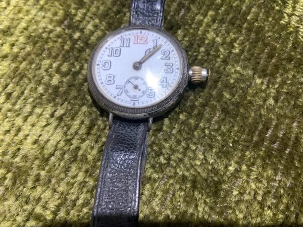 1WW Officers personal Wristwatch Antique Collectibles 7