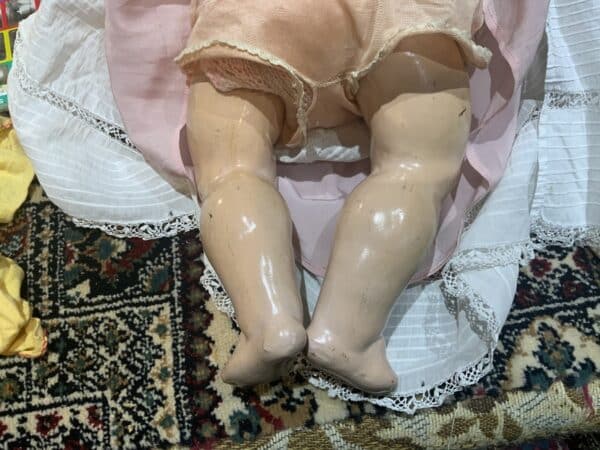 Rare doll heads perfect the body and limbs fair to good large in size measures 63 cm, Antique Collectibles 7