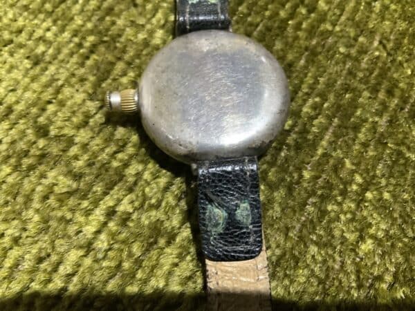 1WW Officers personal Wristwatch Antique Collectibles 8