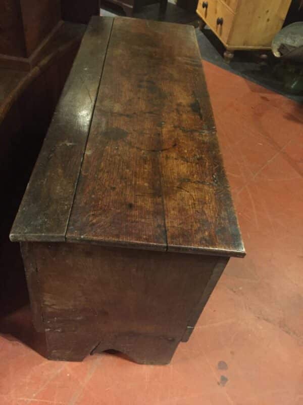 Six plank coffer Antique Chests 4