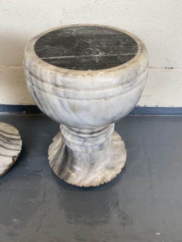 Pair of 19th century marble pedestals - Image 3